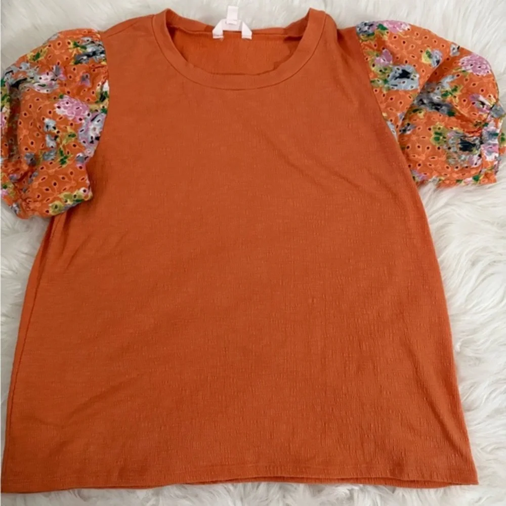 🎄LC Lauren Conrad Orange Floral Puff Sleeve Top - Picture 1 of 4